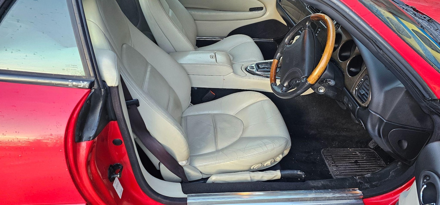 Used Jaguar XK8 2000 for sale - 76670485: Photo 5