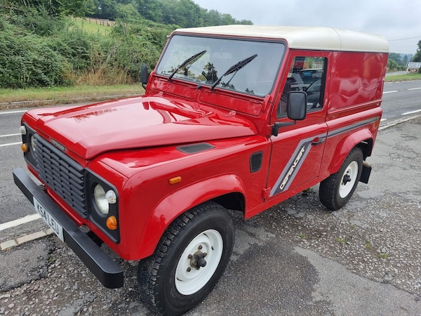 Used Land Rover Defender 90 1992 for sale - 71837029: Photo 1