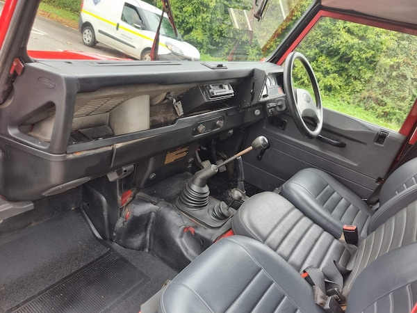 Used Land Rover Defender 90 1992 for sale - 71837029: Photo 20