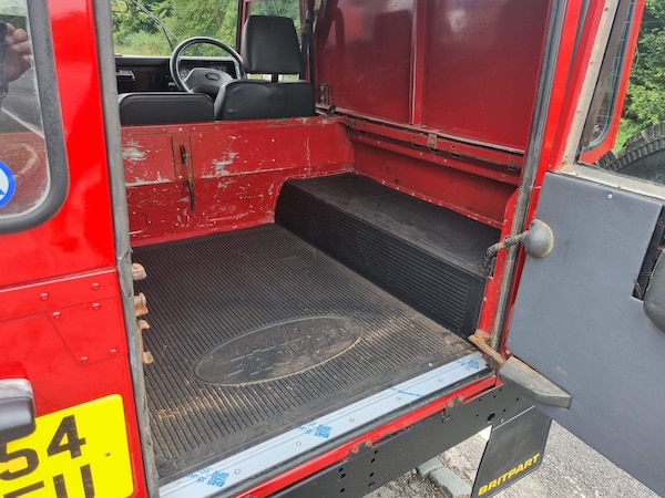 Used Land Rover Defender 90 1992 for sale - 71837029: Photo 23