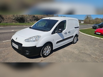 Used Peugeot Partner 2014 for sale - 75912561: Photo