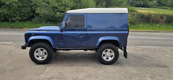 Used Land Rover Defender 90 2007 for sale - 73722082: Photo 3