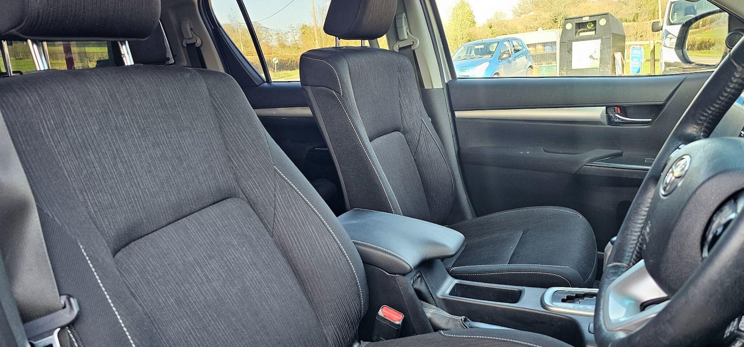 Used Toyota Hilux 2022 for sale - 77662605: Photo 15