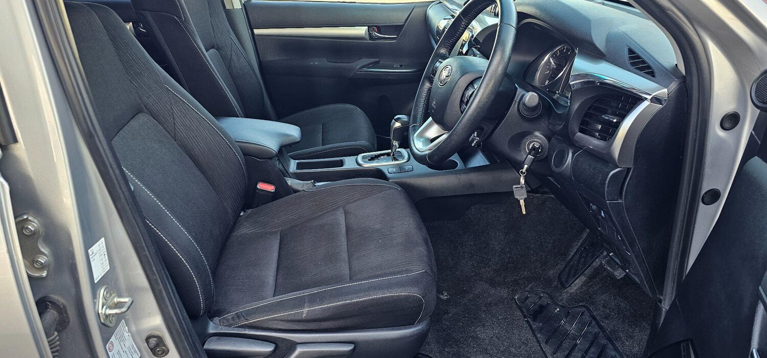Used Toyota Hilux 2022 for sale - 77662605: Photo 17