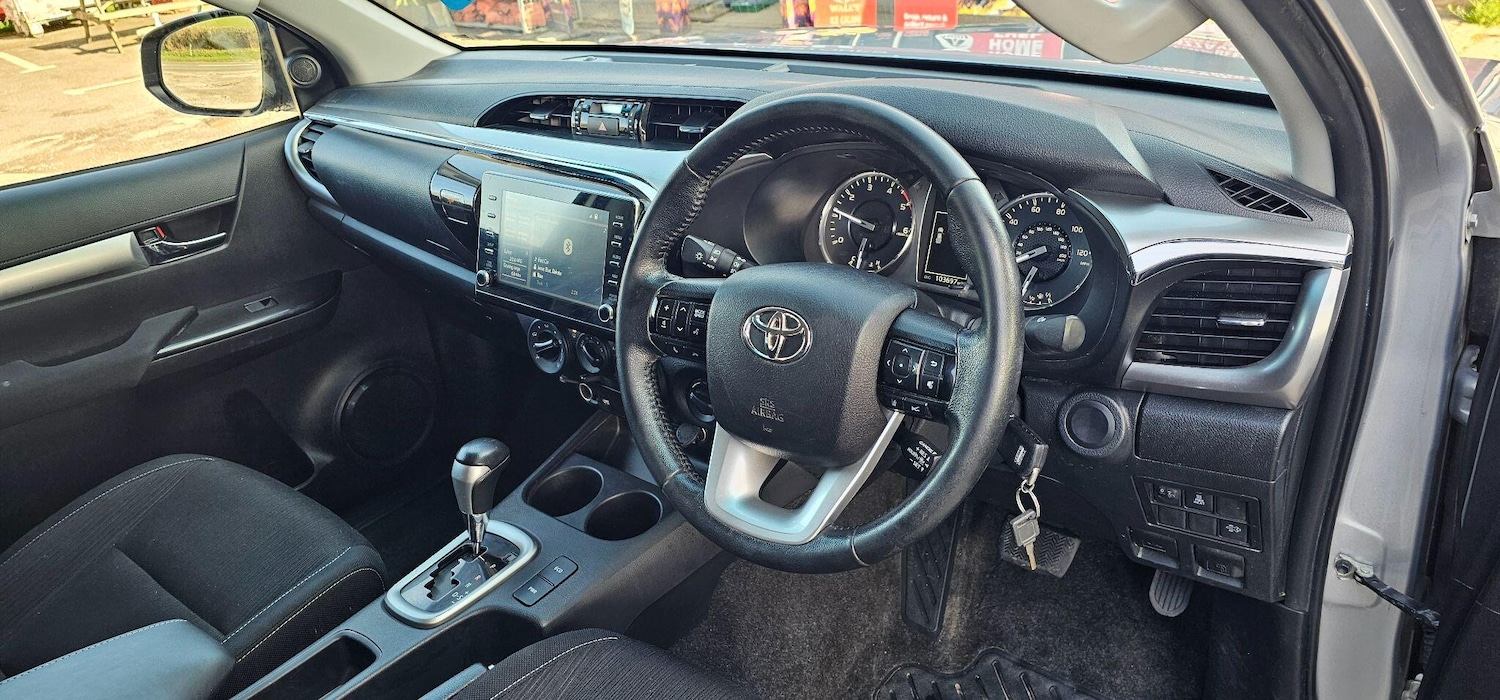 Used Toyota Hilux 2022 for sale - 77662605: Photo 19
