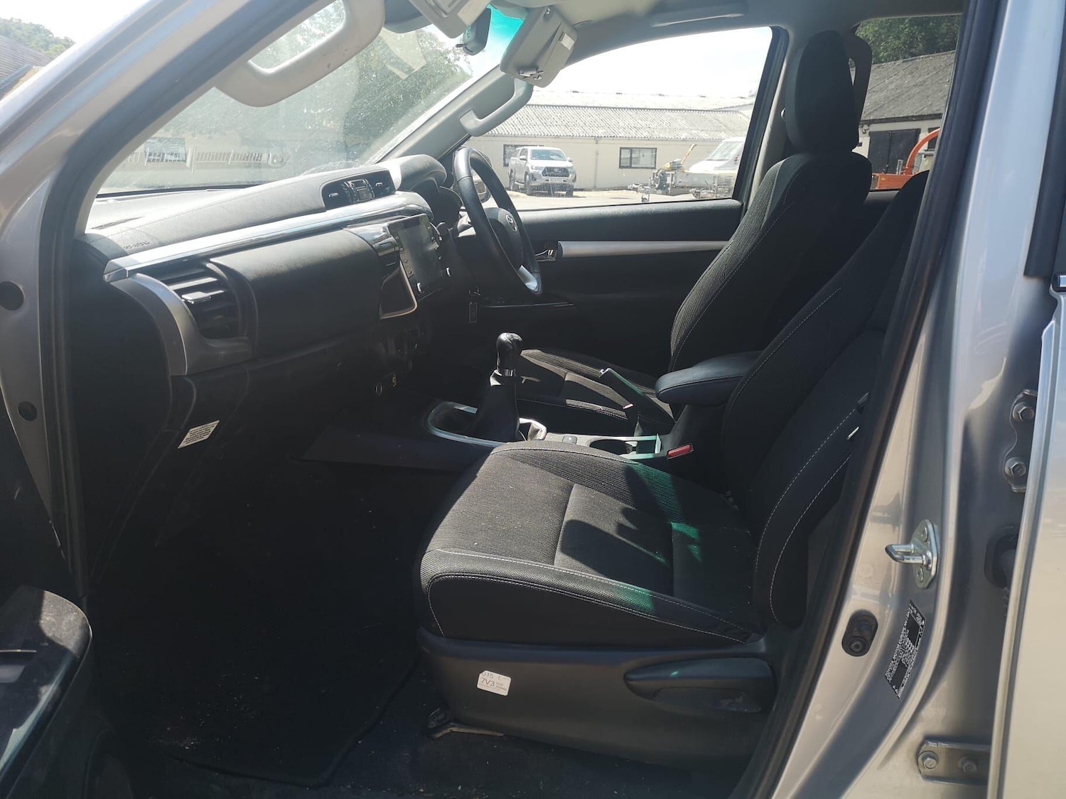 Used Toyota Hilux 2022 for sale - 77662605: Photo 5