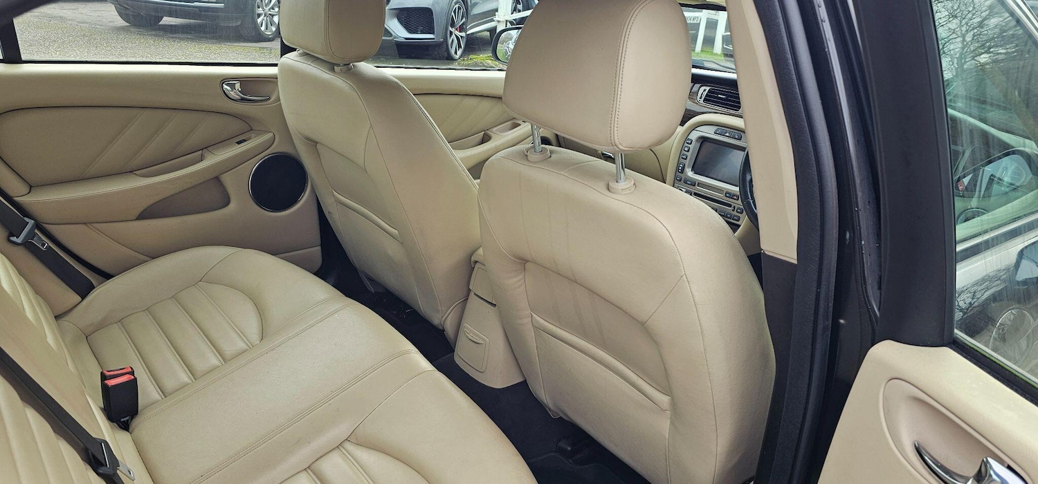 Used Jaguar X-Type 2009 for sale - 77323992: Photo 10