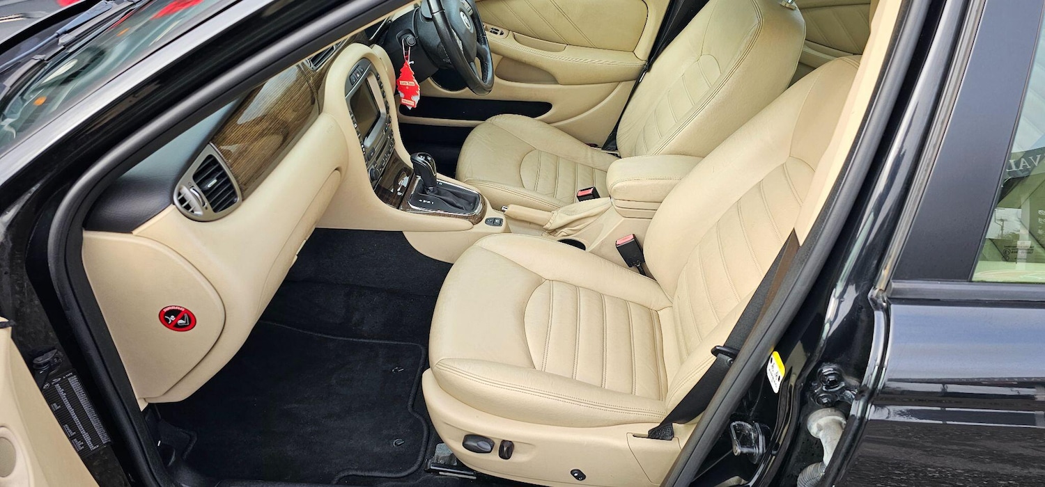 Used Jaguar X-Type 2009 for sale - 77323992: Photo 14