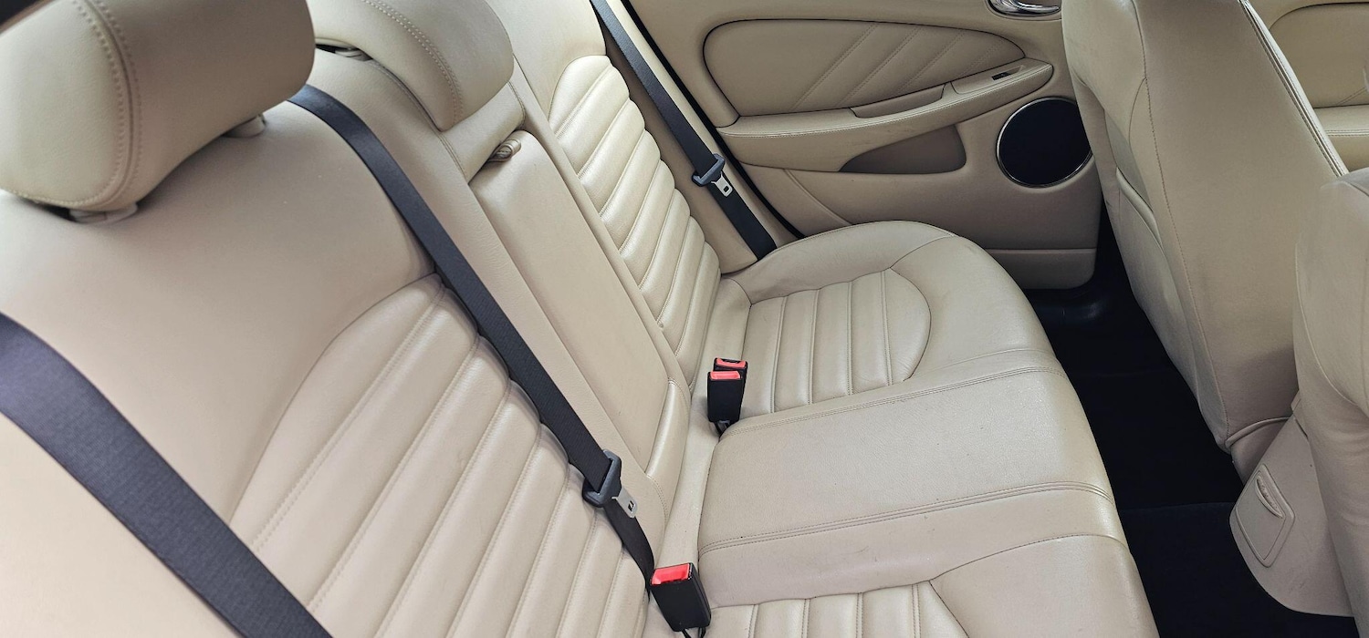 Used Jaguar X-Type 2009 for sale - 77323992: Photo 9