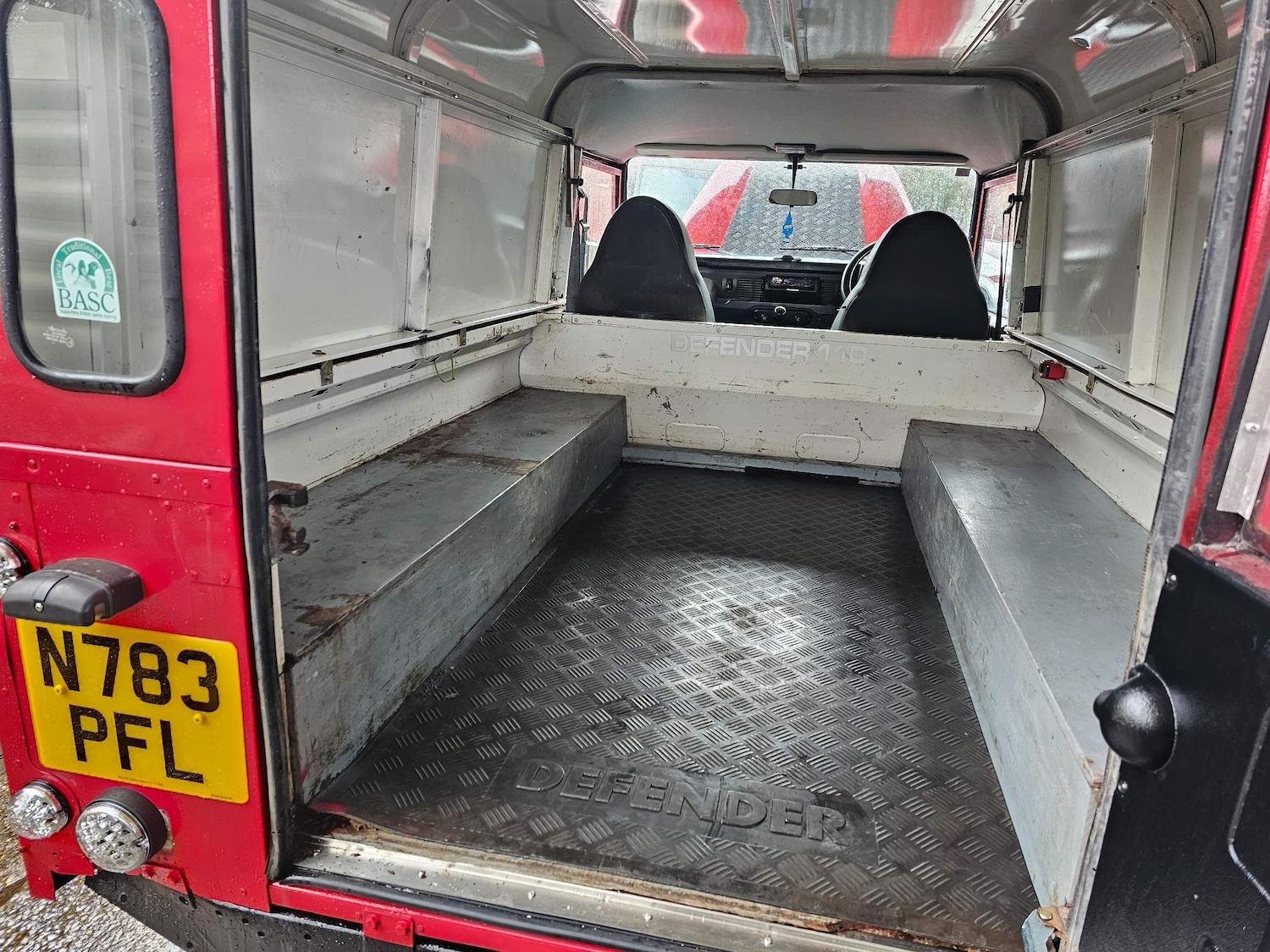 Used Land Rover Defender 110 1995 for sale - 77639485: Photo 17