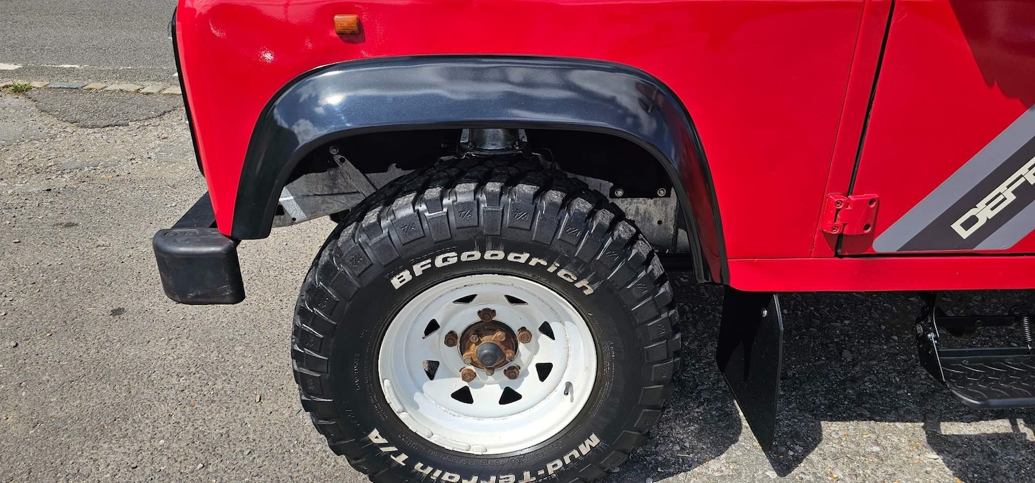 Used Land Rover Defender 110 1995 for sale - 77639485: Photo 21