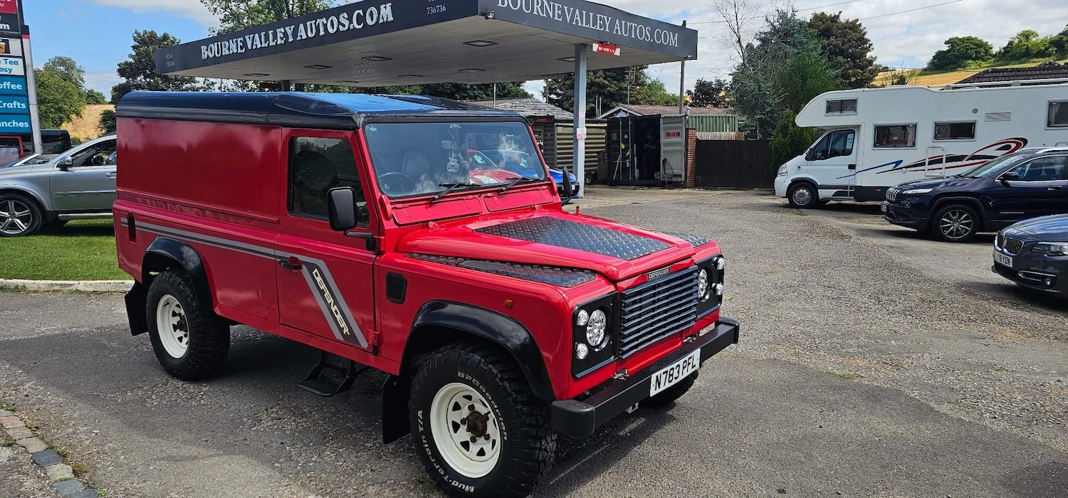 Used Land Rover Defender 110 1995 for sale - 77639485: Photo 26