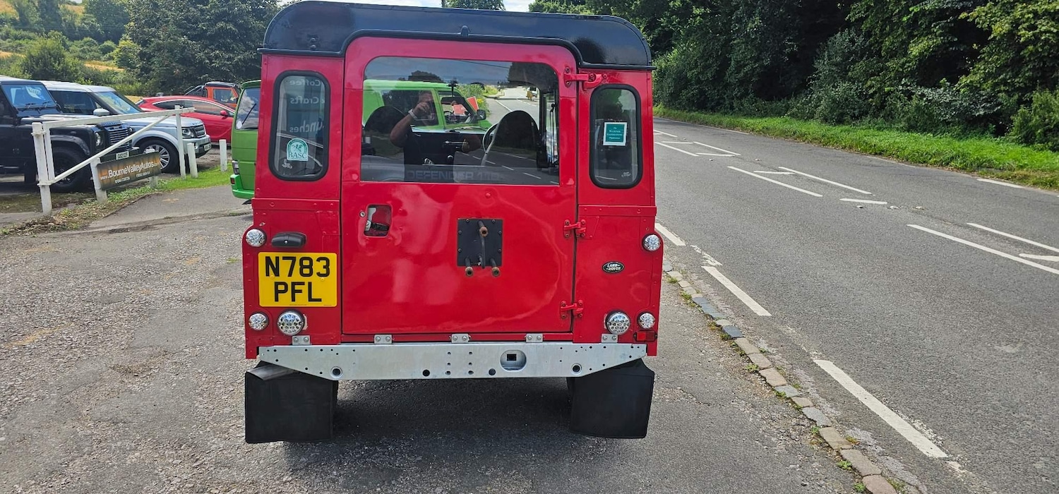 Used Land Rover Defender 110 1995 for sale - 77639485: Photo 27