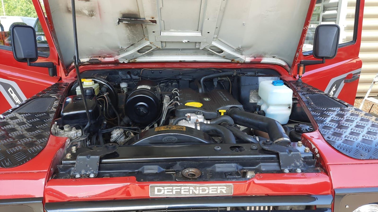 Used Land Rover Defender 110 1995 for sale - 77639485: Photo 31