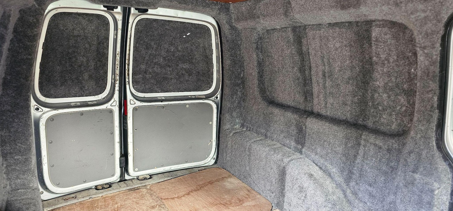 Used Volkswagen Caddy Maxi 2009 for sale - 76783332: Photo 11