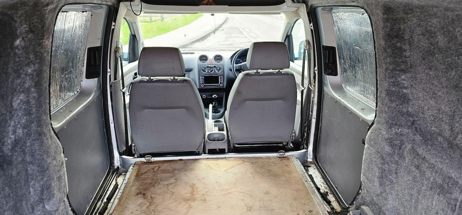 Used Volkswagen Caddy Maxi 2009 for sale - 76783332: Photo 12