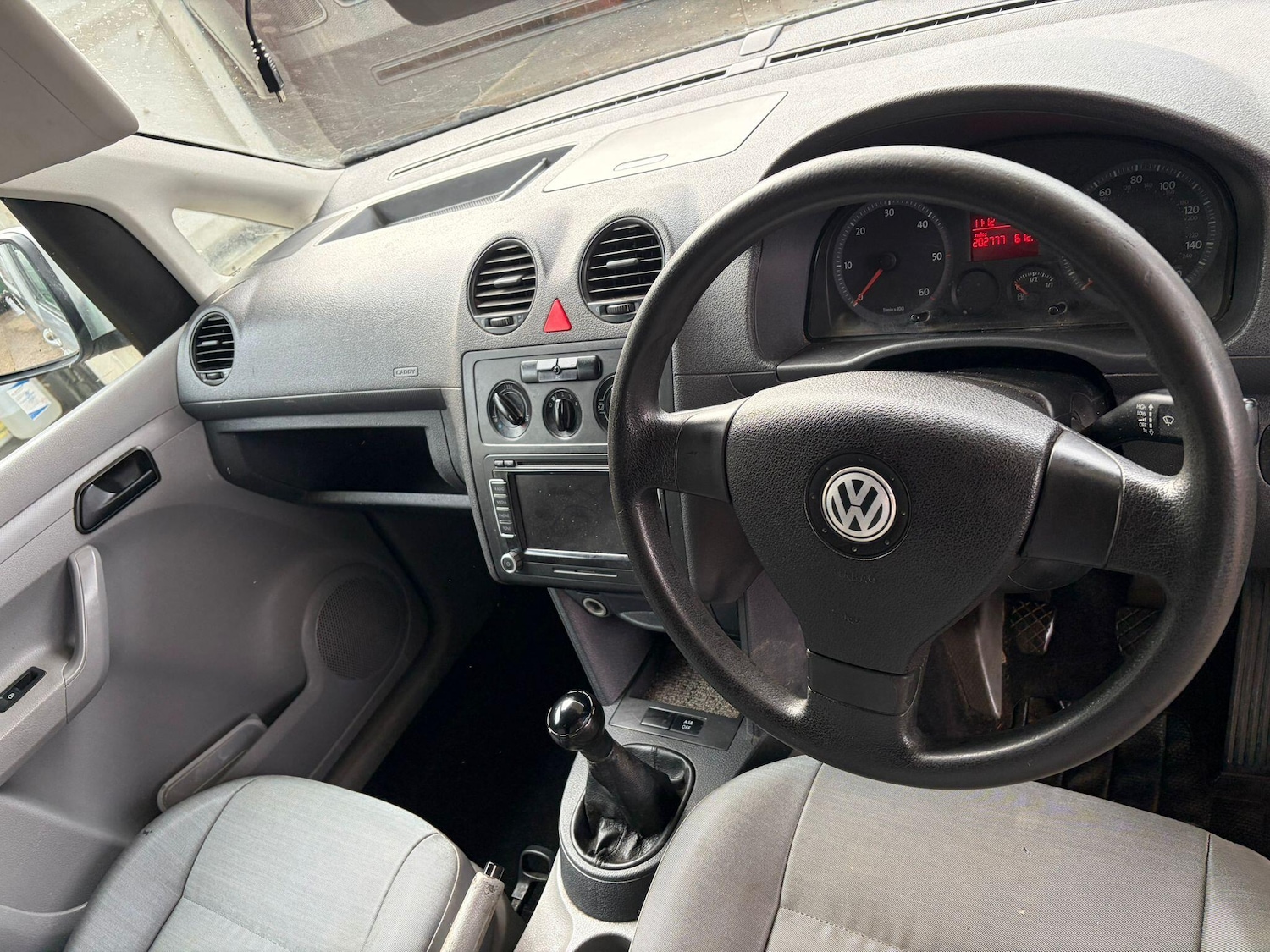 Used Volkswagen Caddy Maxi 2009 for sale - 76783332: Photo 6