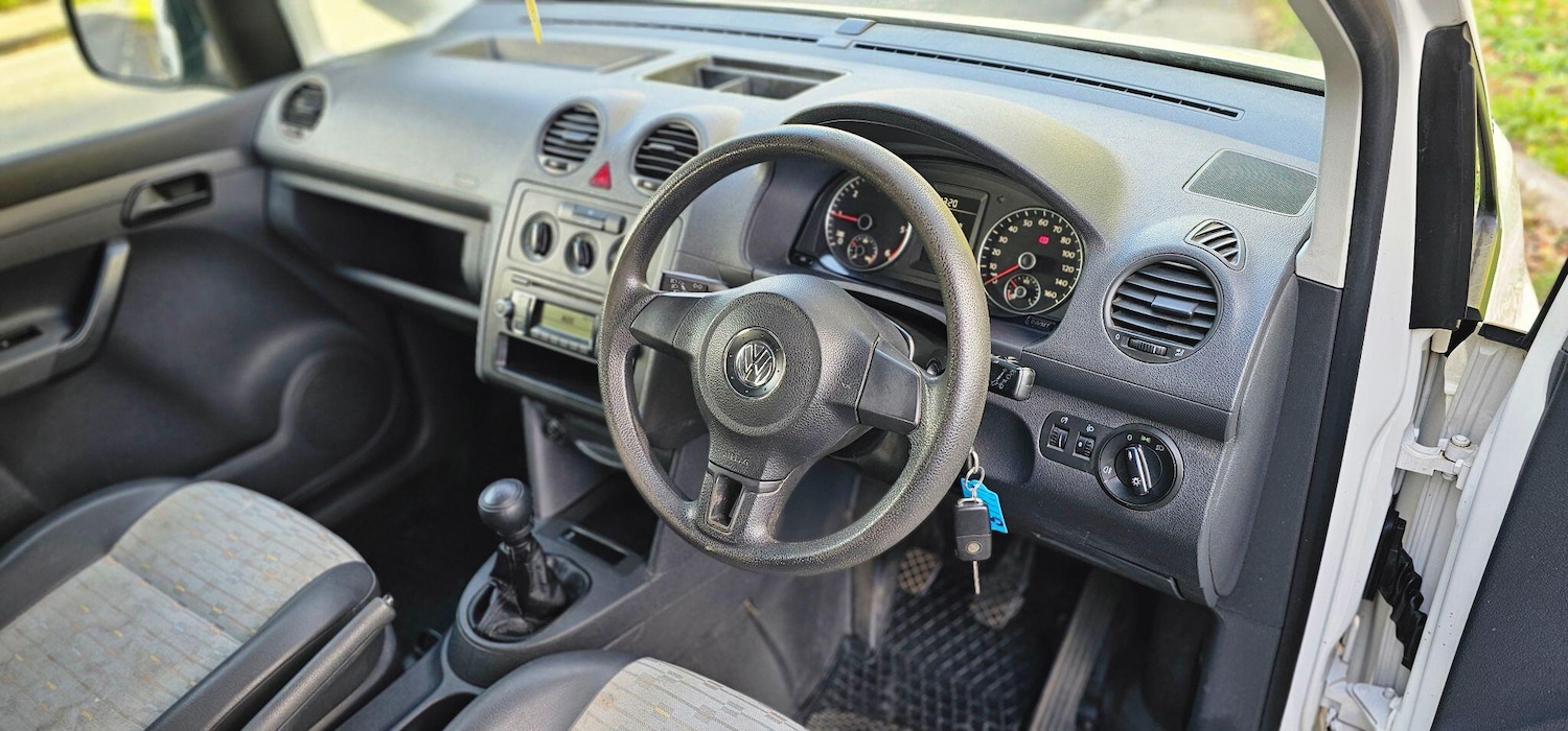 Used Volkswagen Caddy 2011 for sale - 76386886: Photo 28