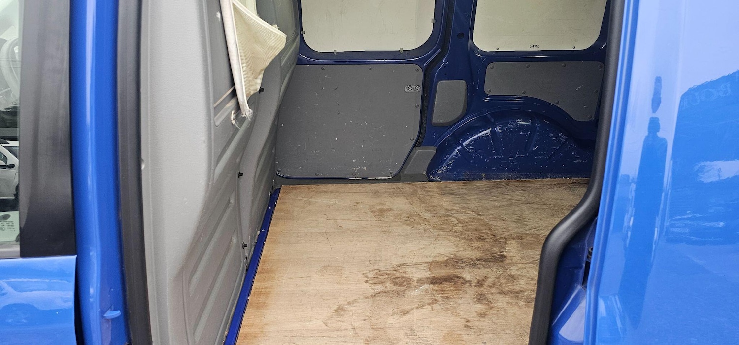 Used Volkswagen Caddy 2009 for sale - 76957677: Photo 9