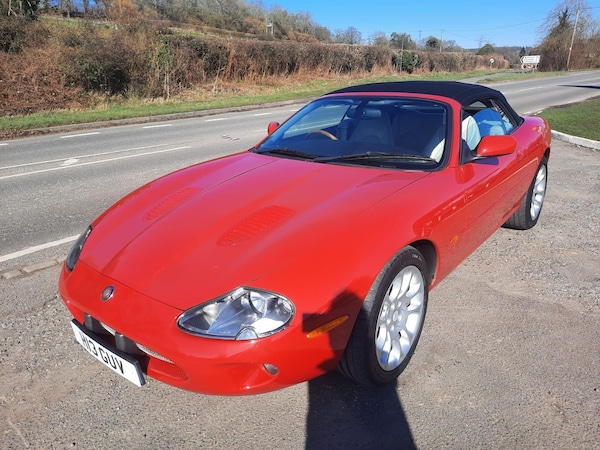 Used Jaguar XKR 2000 for sale - 73525475: Photo 10