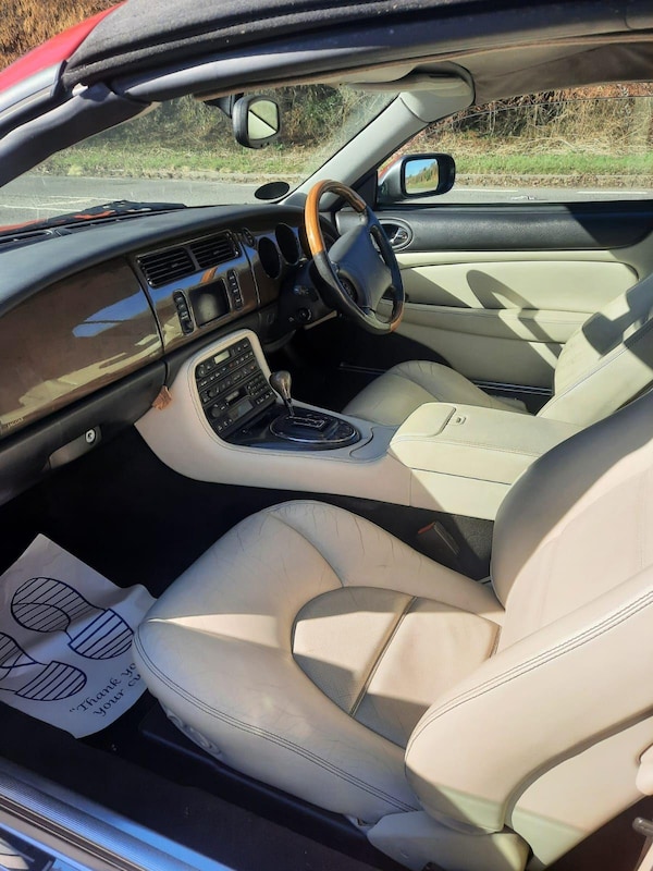Used Jaguar XKR 2000 for sale - 73525475: Photo 23