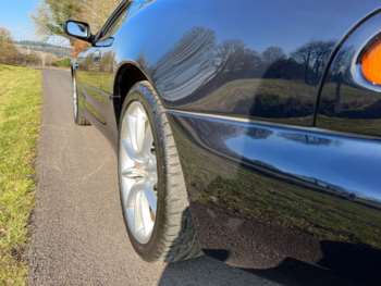 Used Aston Martin DB7 2001 for sale - 75277571: Photo