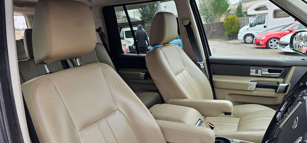 Used Land Rover Discovery 4 2014 for sale - 74098451: Photo 14