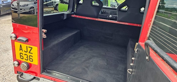 Used Land Rover Defender 90 2000 for sale - 73712904: Photo 4