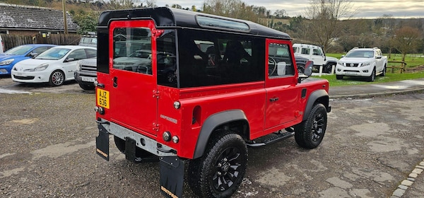 Used Land Rover Defender 90 2000 for sale - 73712904: Photo 50