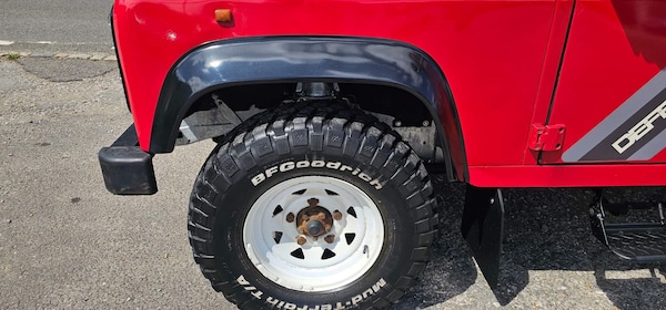 Used Land Rover Defender 110 1995 for sale - 73712912: Photo 23