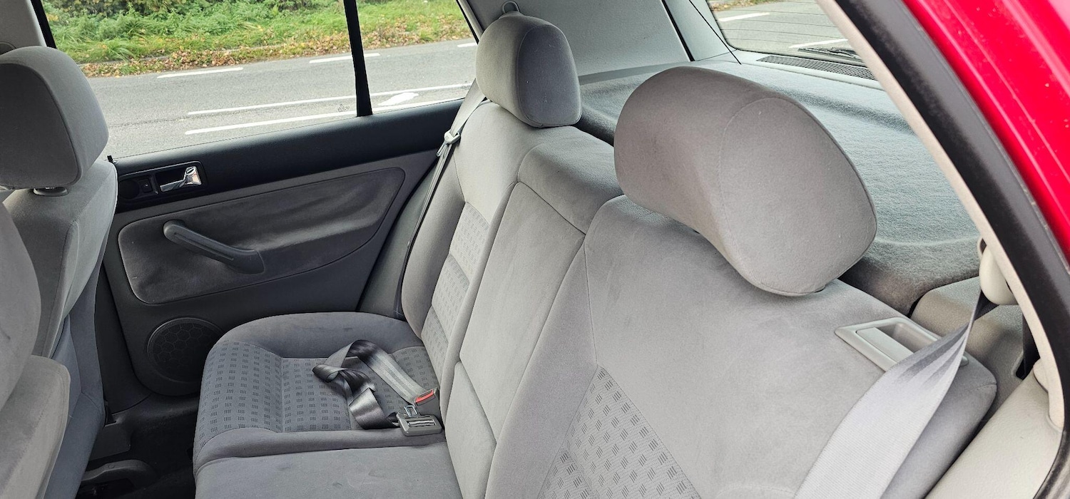 Used Volkswagen Golf 2001 for sale - 76931695: Photo 11