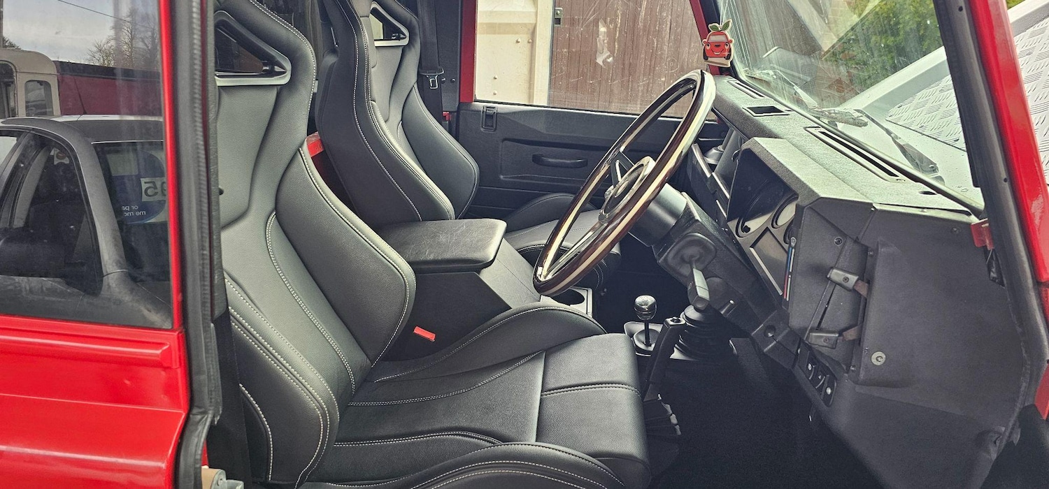 Used Land Rover Defender 2000 for sale - 77639434: Photo 27