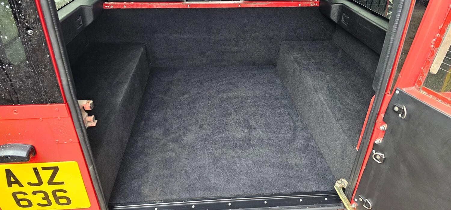 Used Land Rover Defender 2000 for sale - 77639434: Photo 30