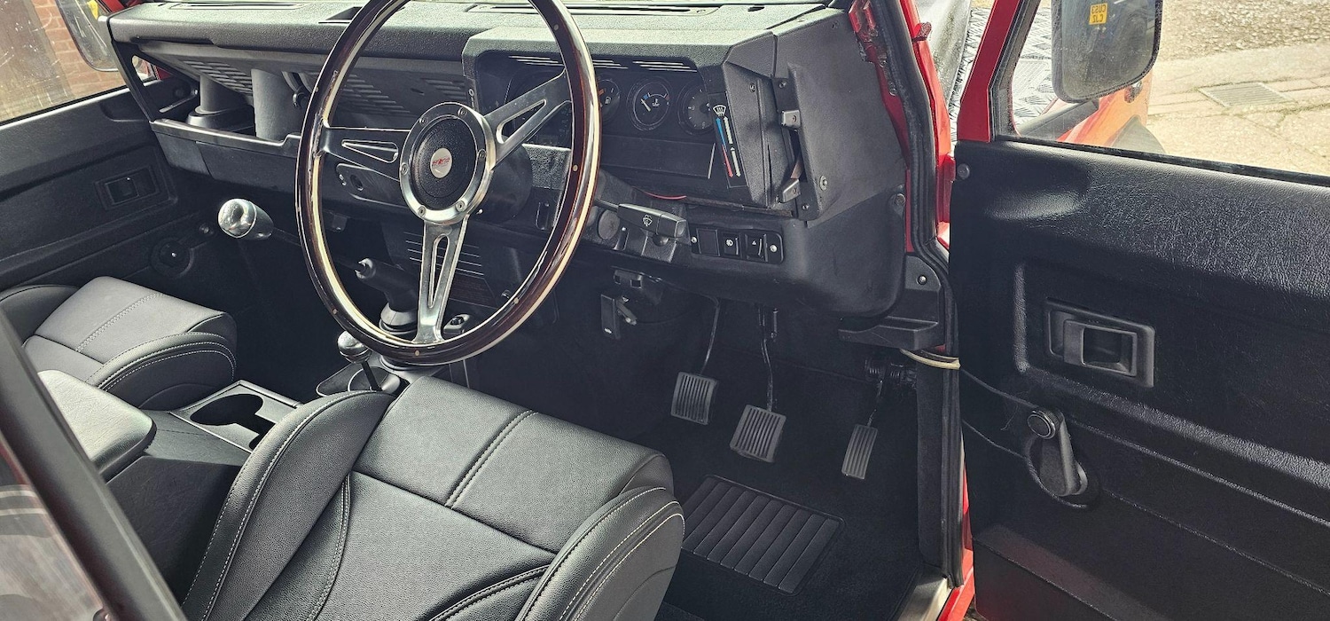 Used Land Rover Defender 2000 for sale - 77639434: Photo 36