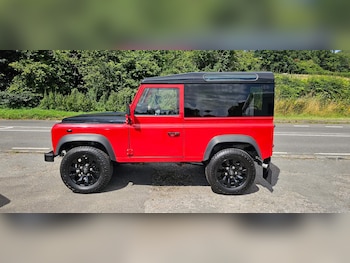 Used Land Rover Defender 2000 for sale - 77639434: Photo