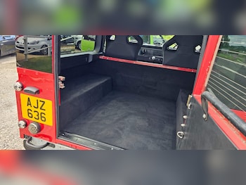 Used Land Rover Defender 2000 for sale - 77639434: Photo