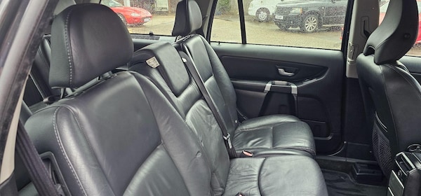 Used Volvo XC90 2010 for sale - 75643932: Photo 12
