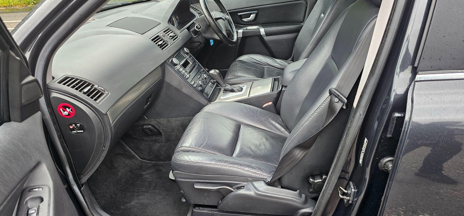 Used Volvo XC90 2010 for sale - 75643932: Photo 19