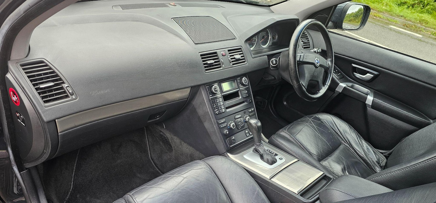 Used Volvo XC90 2010 for sale - 75643932: Photo 21