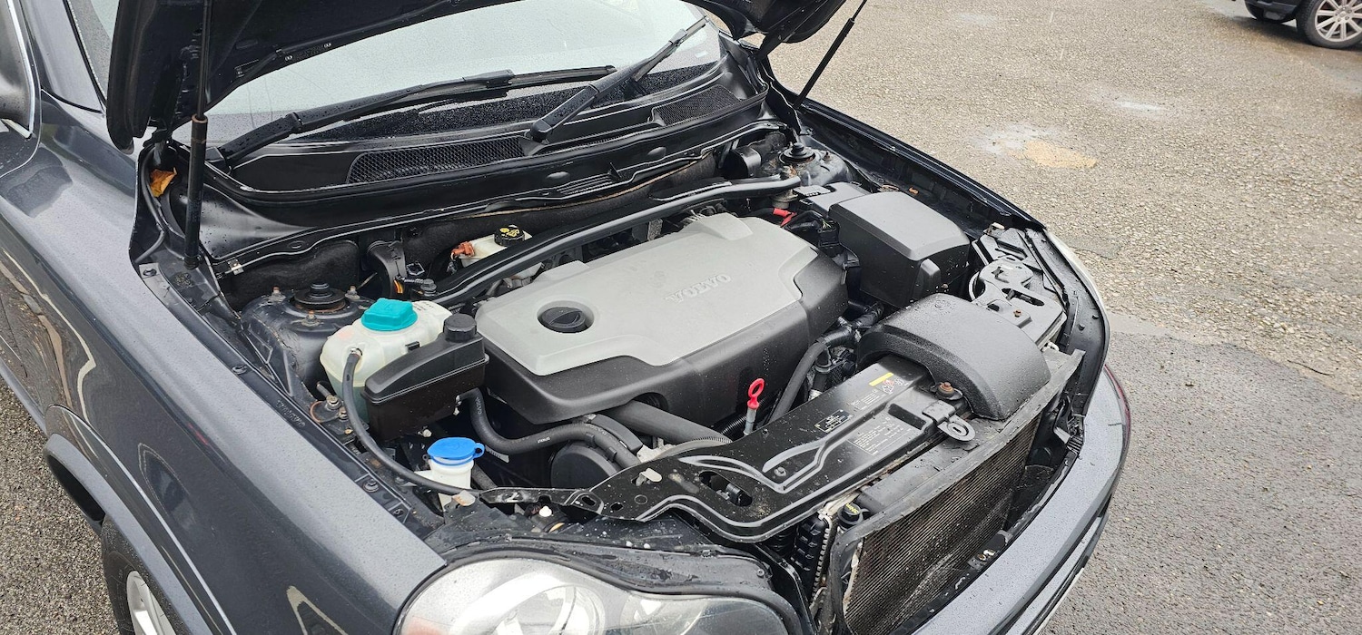 Used Volvo XC90 2010 for sale - 75643932: Photo 28