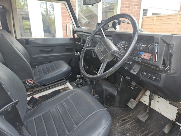 Used Land Rover Defender 90 1991 for sale - 76273683: Photo 3