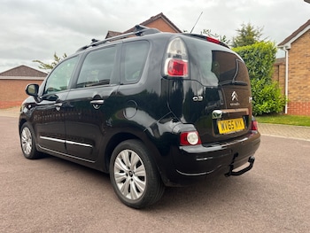 Used Citroen C3 Picasso 2015 for sale - 77572667: Photo