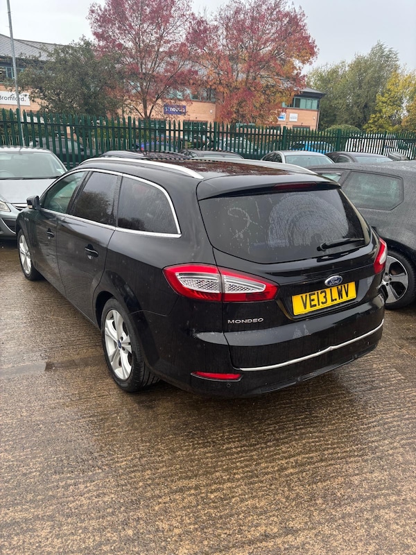 Used Ford Mondeo 2013 for sale - 76320473: Photo 2