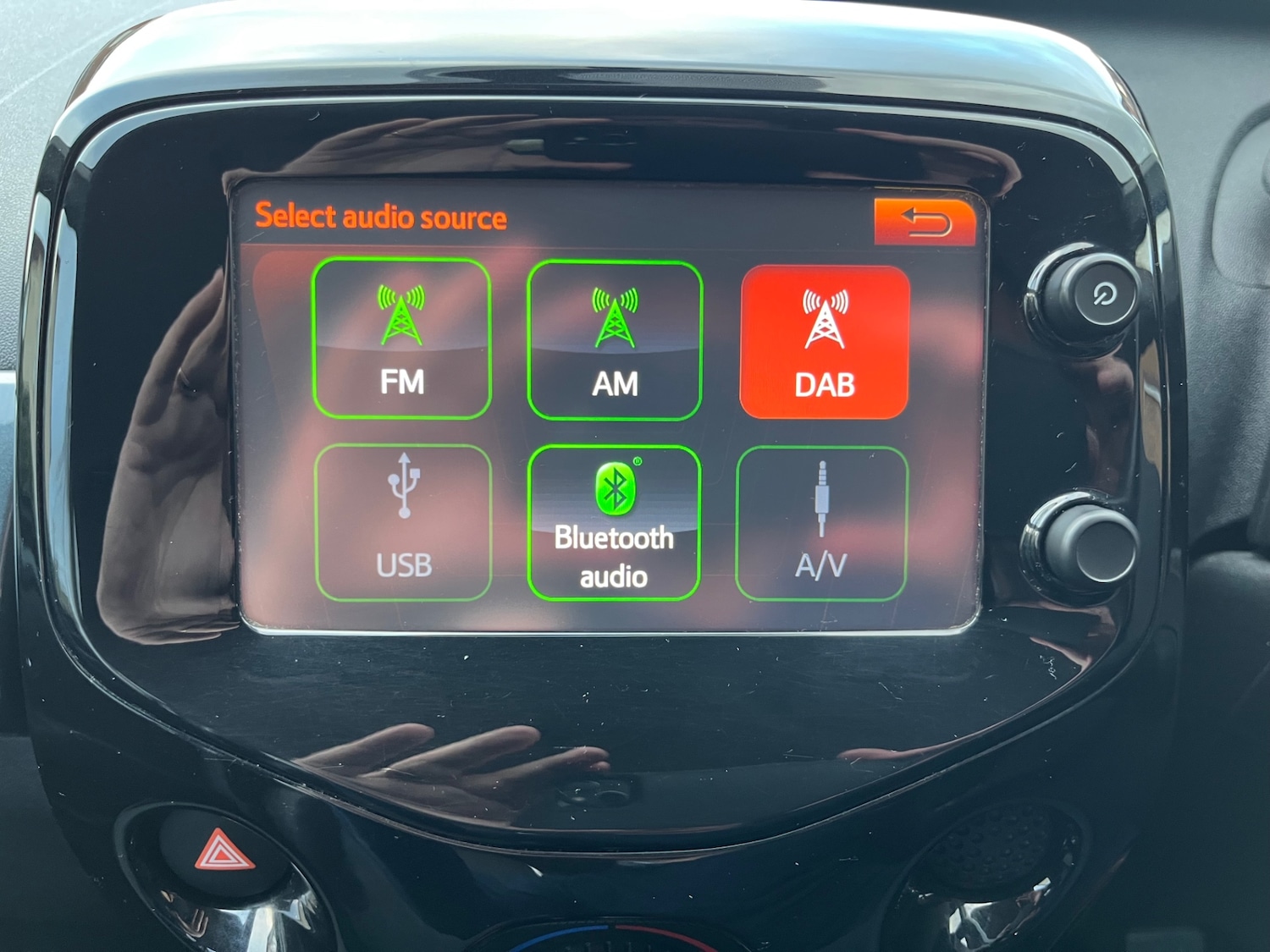 Used Toyota AYGO 2015 for sale - 77572511: Photo 14