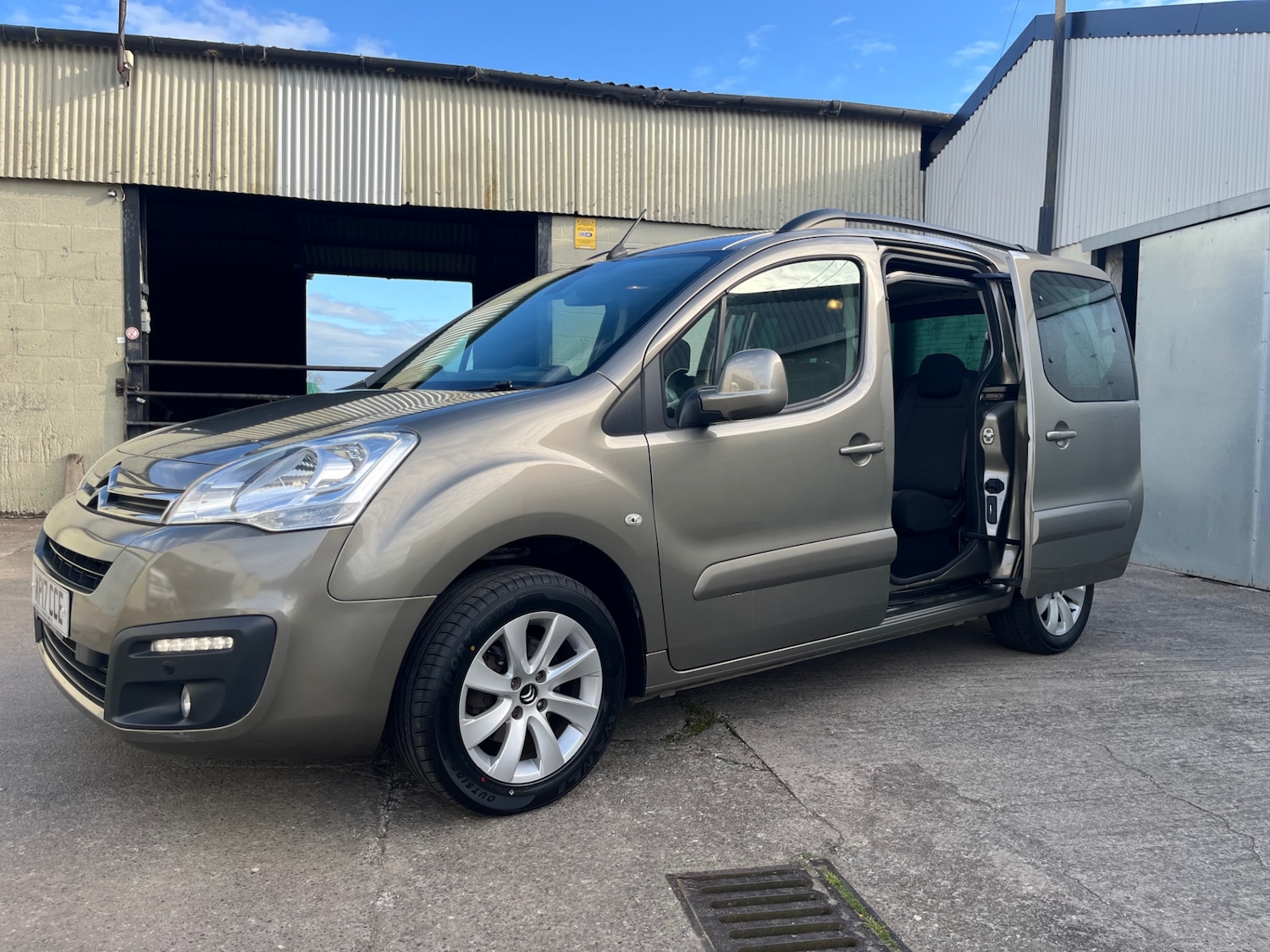 Used Citroen Berlingo Multispace 2017 for sale - 78079404: Photo 8