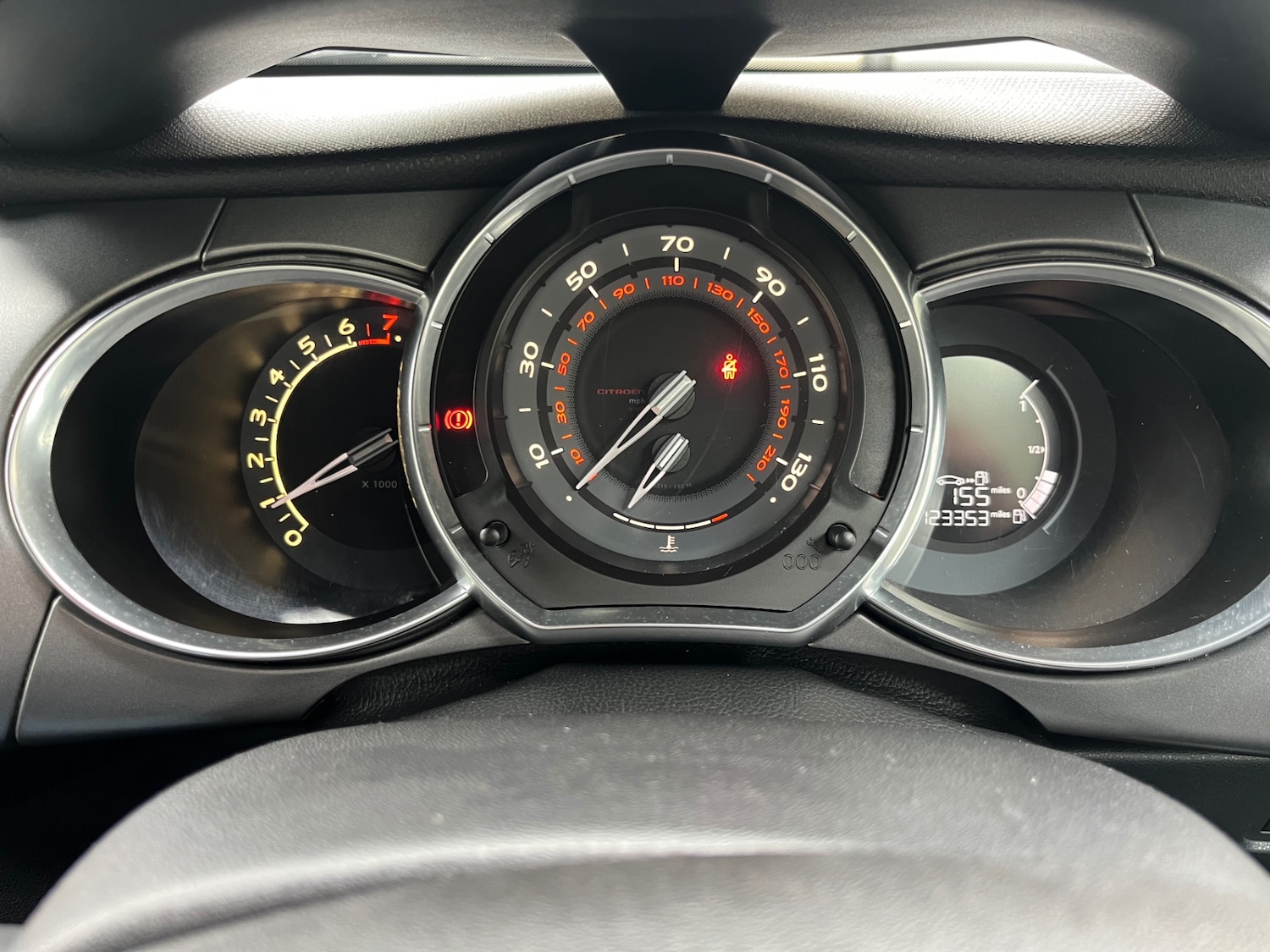 Used Citroen DS3 2015 for sale - 76536242: Photo 9