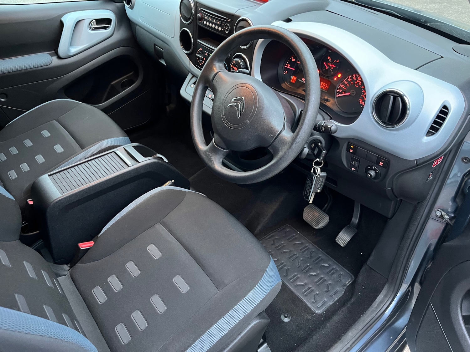 Used Citroen Berlingo Multispace 2012 for sale - 76305352: Photo 8