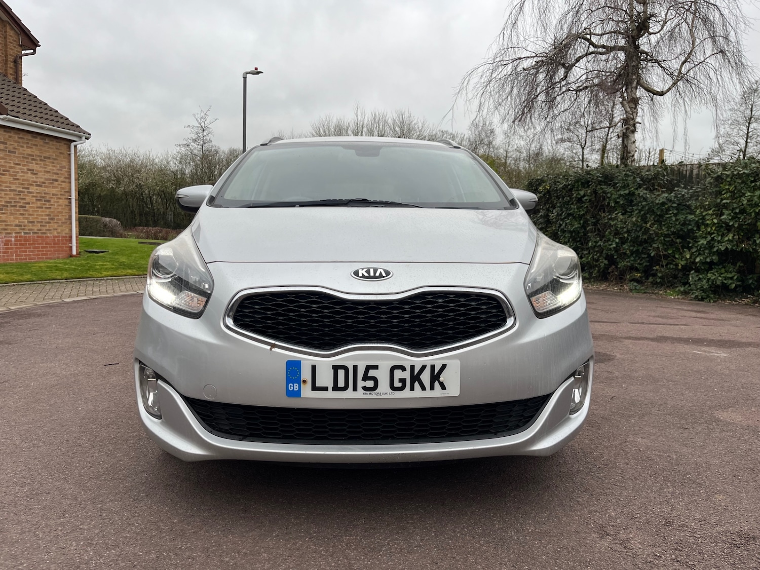 Used Kia Carens 2015 for sale - 77880362: Photo 2