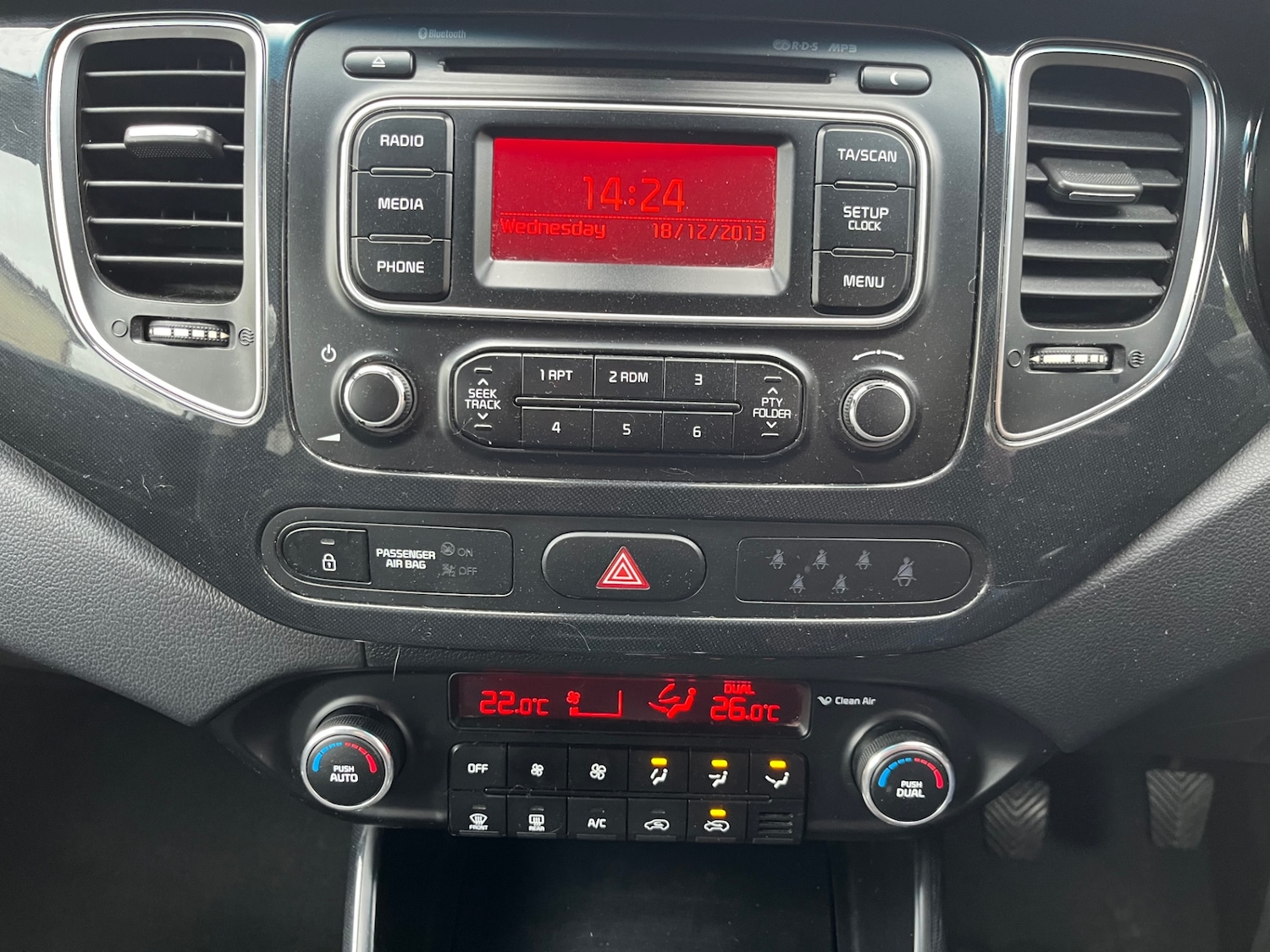 Used Kia Carens 2015 for sale - 77880362: Photo 9