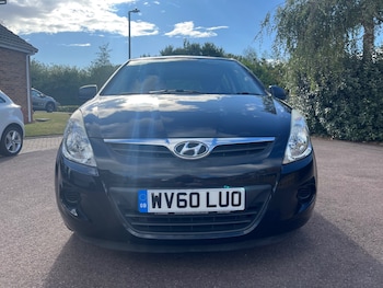 Used Hyundai i20 2010 for sale - 75613846: Photo